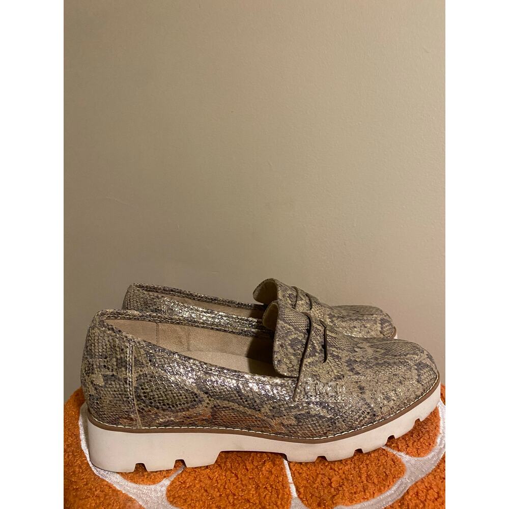 Vionic Cheryl II Snake Leather Slip On Loafers Size 11 Wide